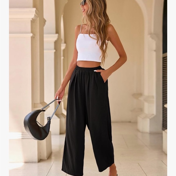 Linen Capri Pants | Cropped Wide Leg Summer Trousers with Pockets - Picture 6 of 8